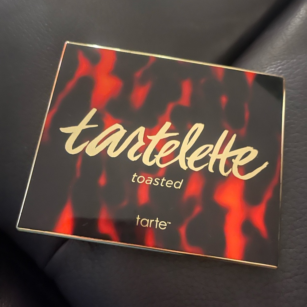 🔥BRAND NEW TARTE Tartelette Toasted Eyeshadow Palette - Picture 3 of 5